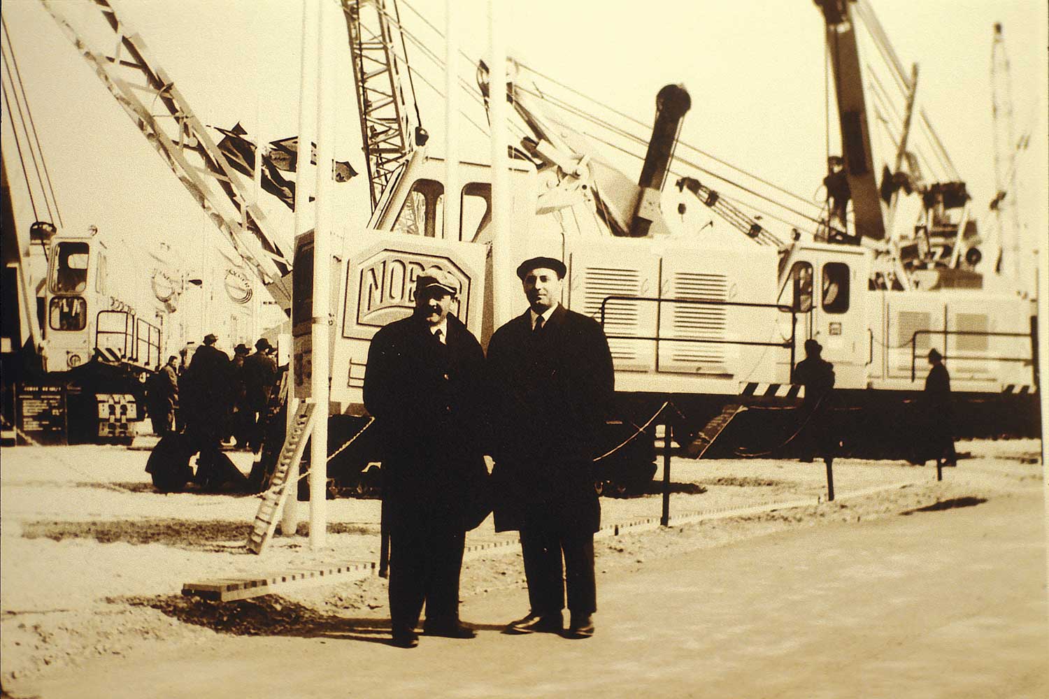 Foto storica, Edilizia industrializzata - Tecnologie Generale Prefabbricati